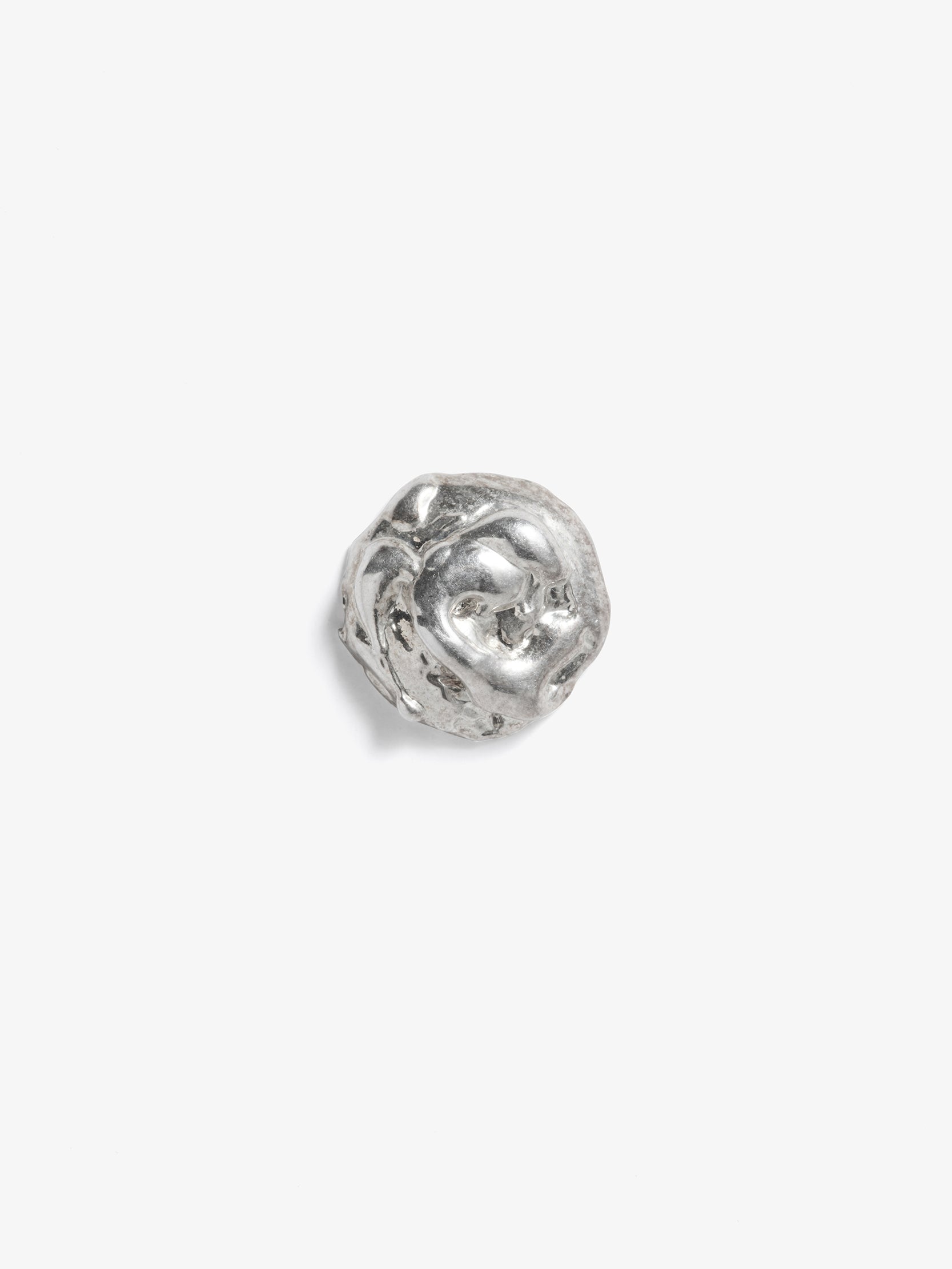 Metal rose earrings